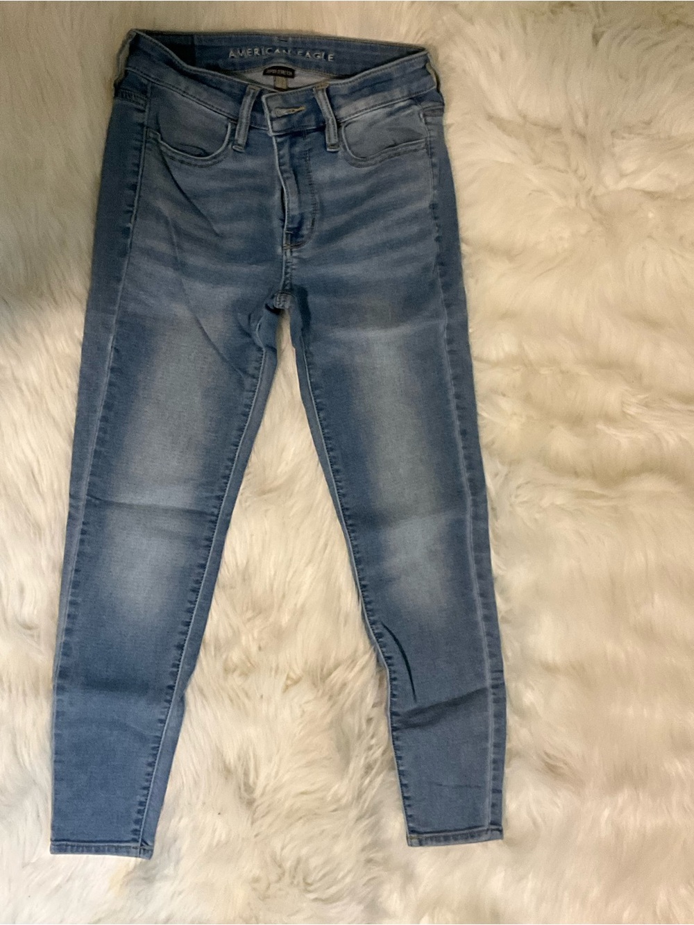 American Eagle Outfitters Light Blue Mid-Rise Skinny Jeans